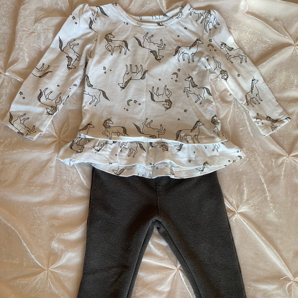 Carter’s Unicorn 2pc Outfit